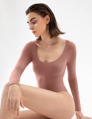 Scoop Neck Long Sleeve Bodysuit | Ormosia - Pumiey
